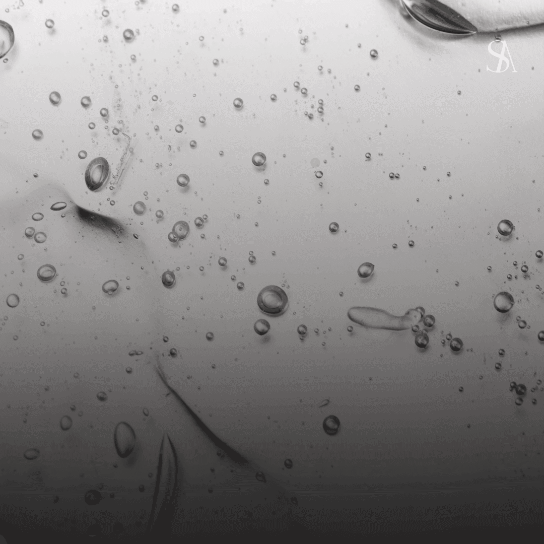 All About Acids: From Glycolic & Hyaluronic, to Azelaic and Beyond